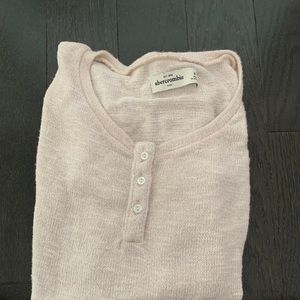 Abercrombie and Fitch pink knit sweater